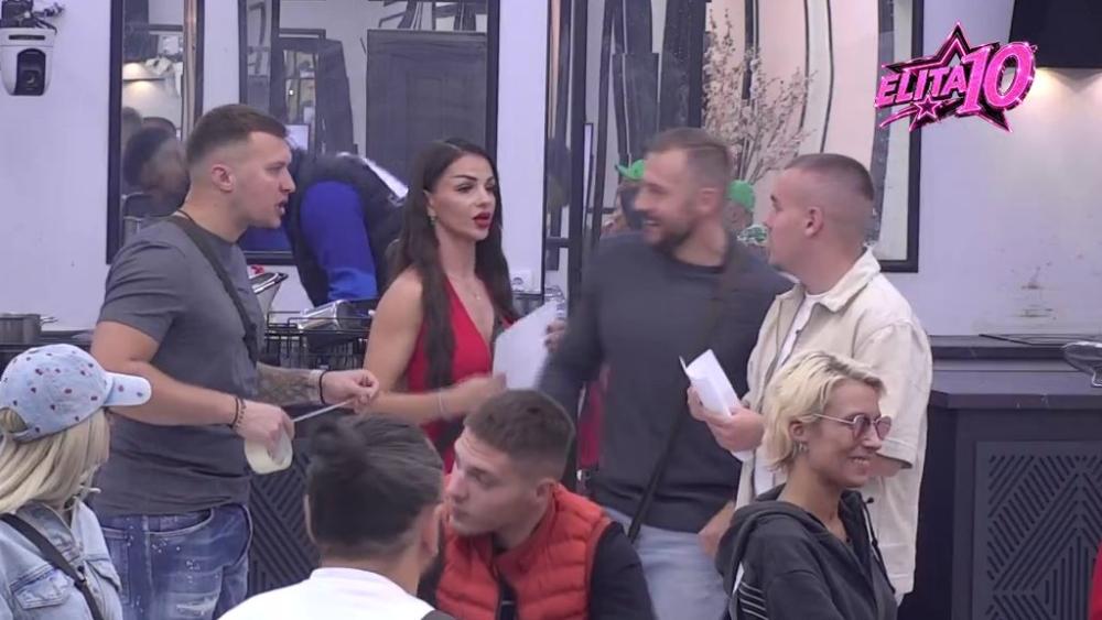 Ne mogu da ga slušaju: Takmičari dodelili Mahiru ne toliko zavidnu etiketu! (VIDEO)