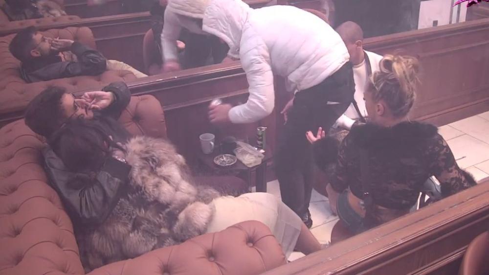 VIŠE NIKOME NIŠTA NIJE JASNO! Laura i Đukić razmenjuju nežnosti pred Biljanom, a njena rekacija će vas začuditi (VIDEO)
