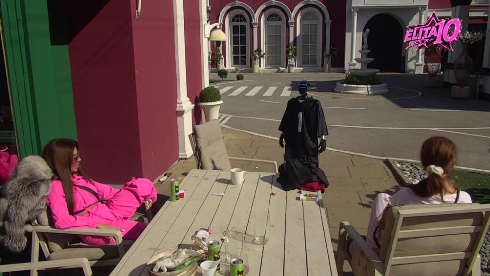 Pukao mi je vodenjak! Sanja se požalila Toši, on je upitao: Je l' si se mučila (VIDEO)