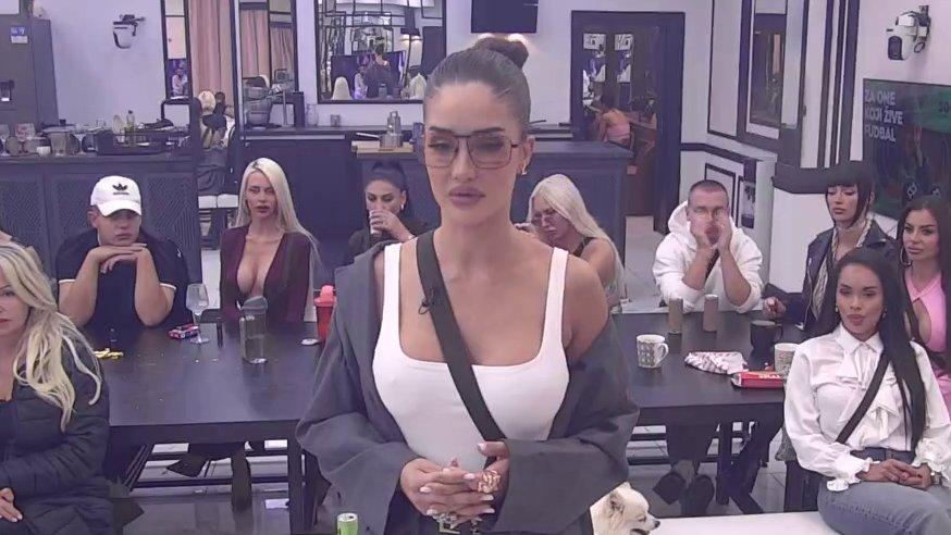 Anđela i Car su oštro kritikovali Sanju i Marka: Nisu imuni jedeno na drugo! Anđela veruje da je Sanja klela njegovu majku (VIDEO)