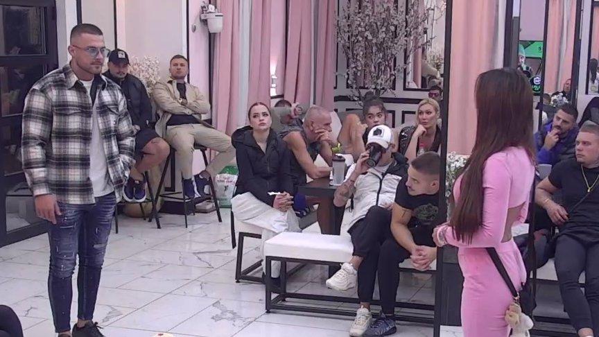 Bukti rat Sanje i Marka! Ona se plaši da je ne ogadi novom partneru, on je vređa kao da se nisu voleli (VIDEO)