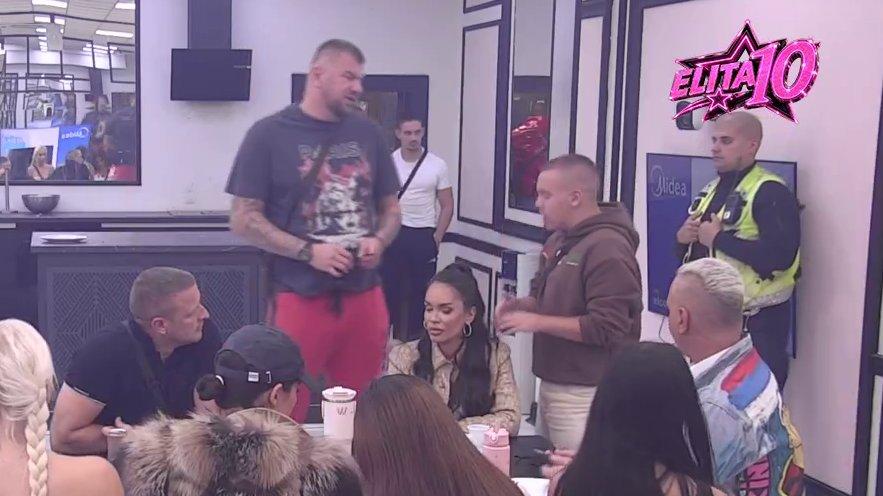 Definitivno je nije preboleo: Dača siguran da je Janjuš lud za Aneli, on poludeo kao nikad do sad! (VIDEO)