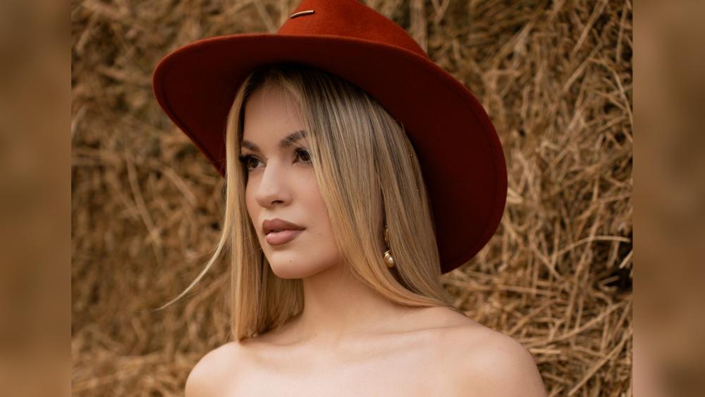 BOJANA SRDANOVIĆ OBJAVILA NOVU PESMU: Moćna poruka o hrabrosti u singlu "Mogu ja"