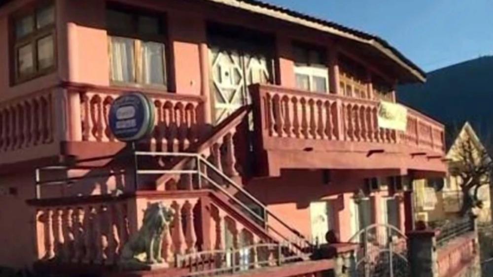 SUZE ZBOG PORODIČNE TRAGEDIJE: Anđela Đuričić rasplakana u Eliti, a njena kuća na moru PRODATA ZA 390.000 EVRA