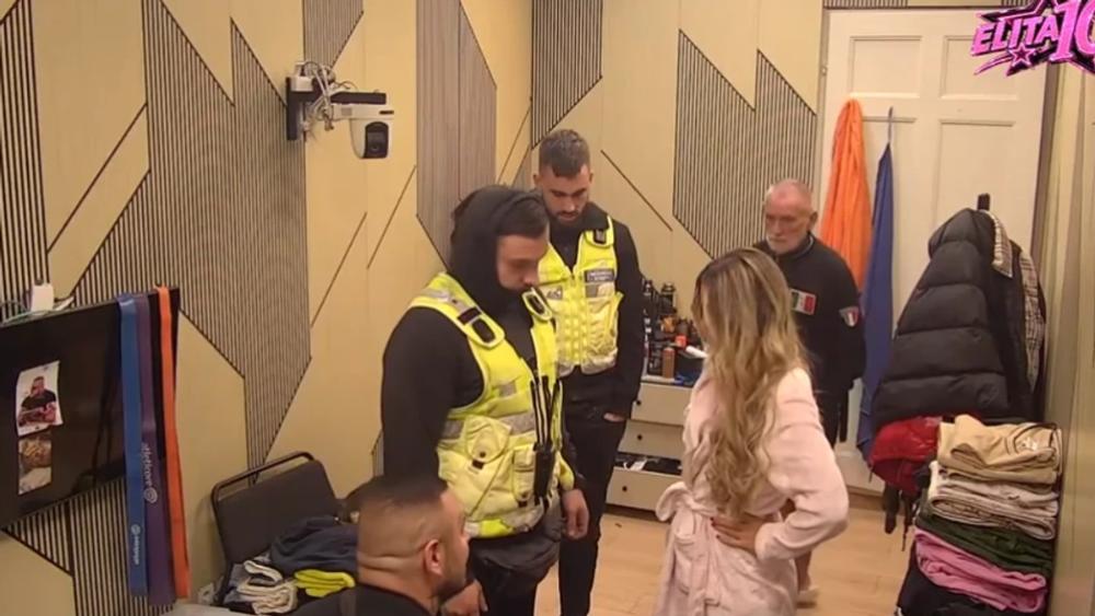 FILP CAR PLJUNUO ANELI AHMIĆ U LICE! Potpuni haos u rijalitiju "Elita 10", pale i JEZIVE UVREDE