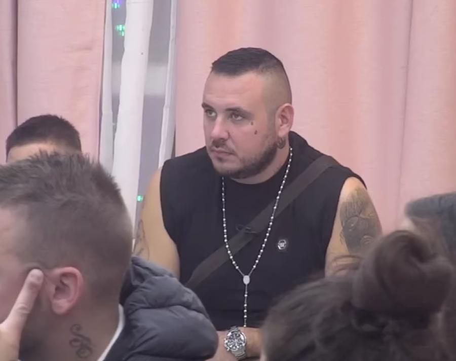 VODITELJ UNEO INFORMACIJU O DALILI DRAGOJEVIĆ U ELITU: Filip Car KOLABIRAO od ŠOKA, samo pao na krevet!