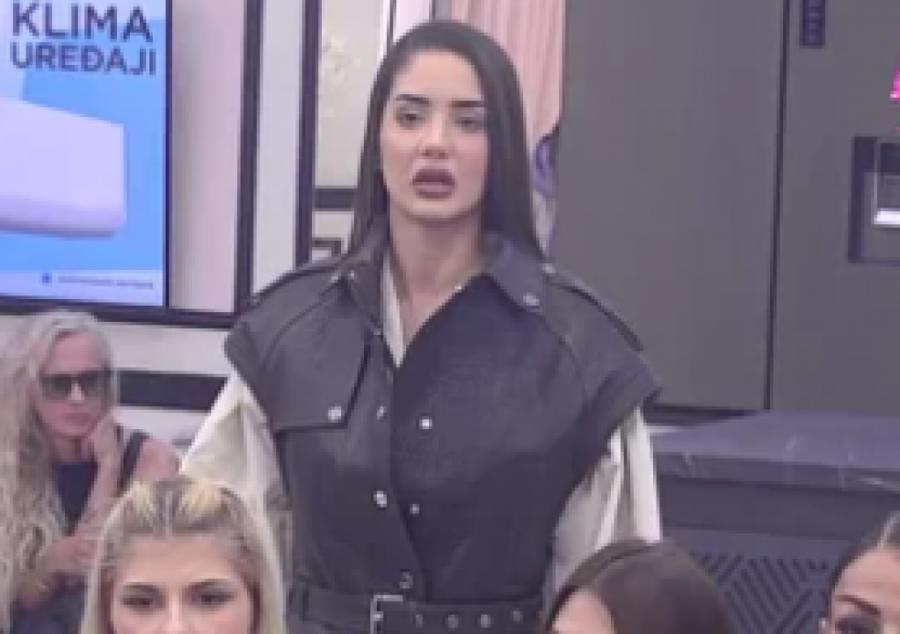 Anđela Đuričić brutalno ponizila Aneli Ahmić
