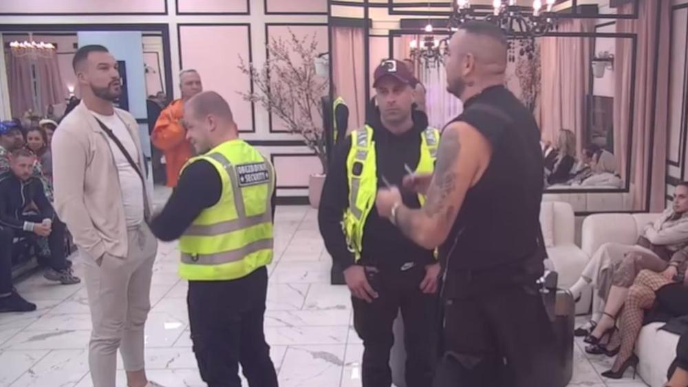 Isplivao šok snimak zbog kog je Marko Osmakčić hitno diskvalifikovan iz "Elite 10" - vređa decu, preti Caru: "Pri spavanju da te izbušim kao sir"