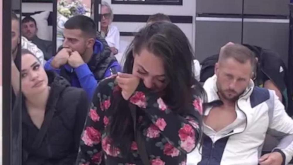 Prvo oglašavanje Radine porodice nakon informacije o trudnoći: Evo šta kažu za Stojinog sina