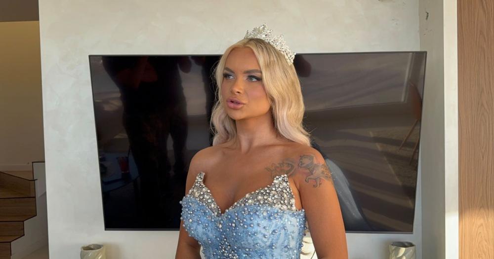 "Mesec dana ću raditi na TikToku da otplatim ovo!" Anja OTKAZALA ulazak u Elitu, napravila žurku i progovorila