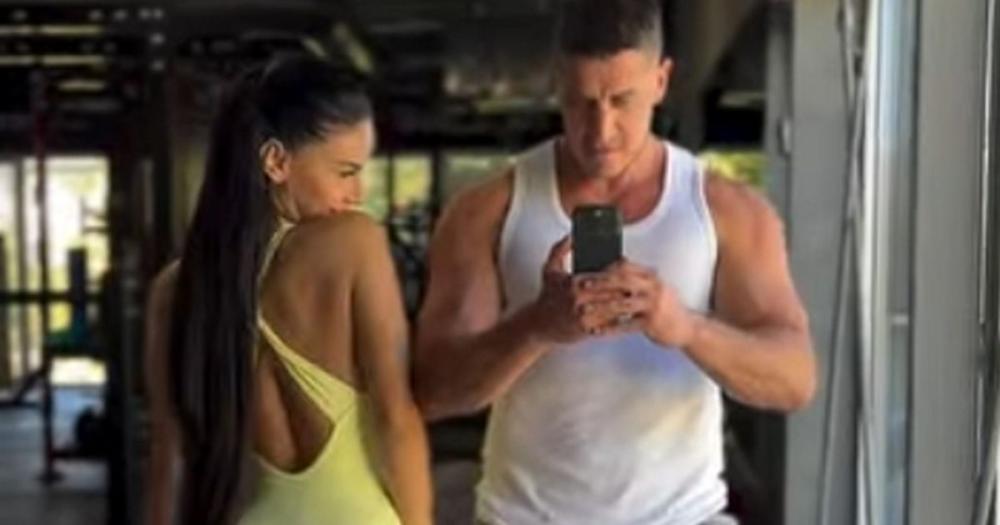 Bicepsi, gluteus...sve istrenirano i izvajano u fulu! David sa ženom pozira u teretani, ona grmi u kombinezonu
